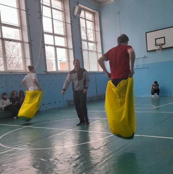 «Спортивные игры».