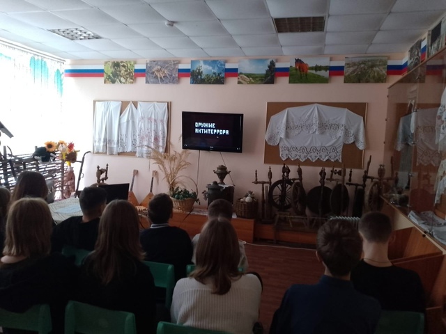 КИНОПОКАЗ «УДАРНАЯ СИЛА. ОРУЖИЕ АНТИТЕРРОРА».